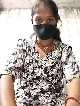 Snapshot of Anushka_Ji chatting on 11/02/25, 04:09 Anushka Ji online show from 11/02/25, 04:09