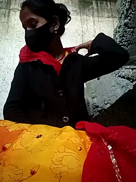 Snapshot of Anushka_Ji chatting on 11/19/25, 03:50 Anushka Ji online show from 11/19/25, 03:50