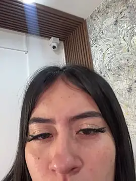 Snapshot of im_giselle_ chatting on 03/15/25, 03:16 im giselle online show from 03/15/25, 03:16