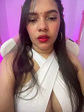 Snapshot of krishaa_ chatting on 06/11/26, 07:01 krishaa online show from 06/11/26, 07:01