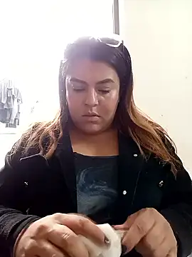 Snapshot of _poison_sweet chatting on 01/15/26, 06:11 poison sweet online show from 01/15/26, 06:11