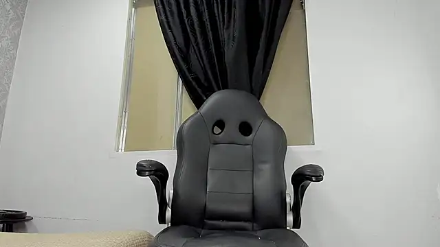 andrew rose  online show from 03/19/25, 04:34