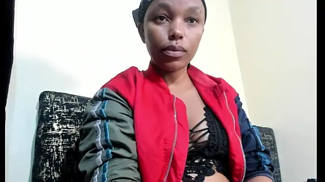 Missthigh online show from 06/17/26, 01:56