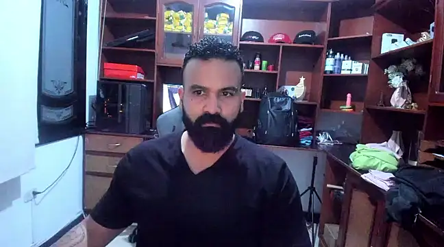 Snapshot of Drako_Argentii chatting on 12/13/24, 03:38 Drako Argentii online show from 12/13/24, 03:38