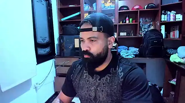 Snapshot of Drako_Argentii chatting on 01/24/25, 03:32 Drako Argentii online show from 01/24/25, 03:32