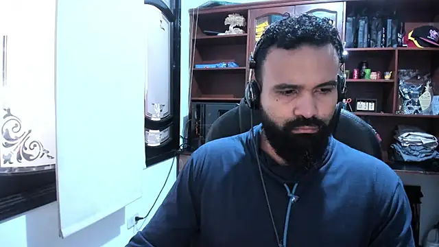 Snapshot of Drako_Argentii chatting on 02/24/25, 12:59 Drako Argentii online show from 02/24/25, 12:59