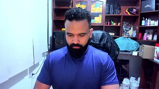 Snapshot of Drako_Argentii chatting on 03/05/25, 03:51 Drako Argentii online show from 03/05/25, 03:51