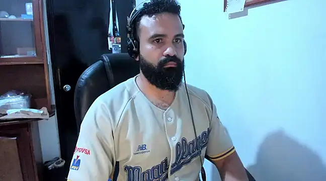 Snapshot of Drako_Argentii chatting on 03/17/25, 10:06 Drako Argentii online show from 03/17/25, 10:06