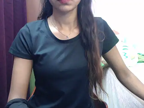 Snapshot of Angel_kiyara chatting on 10/12/25, 06:18 Angel kiyara online show from 10/12/25, 06:18