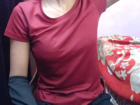 Snapshot of Angel_kiyara chatting on 02/18/26, 06:26 Angel kiyara online show from 02/18/26, 06:26