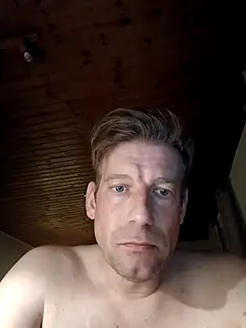 MArciQuarky online show from 02/12/25, 10:15