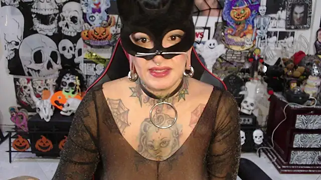 Rollyderolandia666 online show from 10/28/25, 08:55