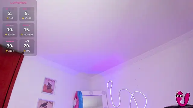 Snapshot of JulietaBomGV chatting on 11/08/25, 06:57 JulietaBomGV online show from 11/08/25, 06:57