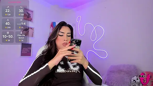 Snapshot of JulietaBomGV chatting on 11/20/25, 03:07 JulietaBomGV online show from 11/20/25, 03:07