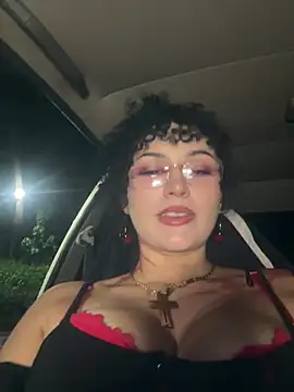 Snapshot of Electra_doll_ chatting on 03/05/26, 01:01 Electra doll online show from 03/05/26, 01:01