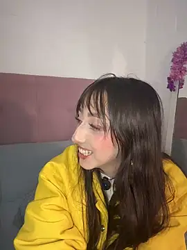 Snapshot of v1cky_ chatting on 05/15/26, 01:23 v1cky online show from 05/15/26, 01:23