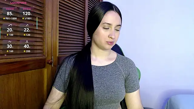 Snapshot of sofiaduque_26 chatting on 01/31/26, 07:56 sofiaduque 26 online show from 01/31/26, 07:56