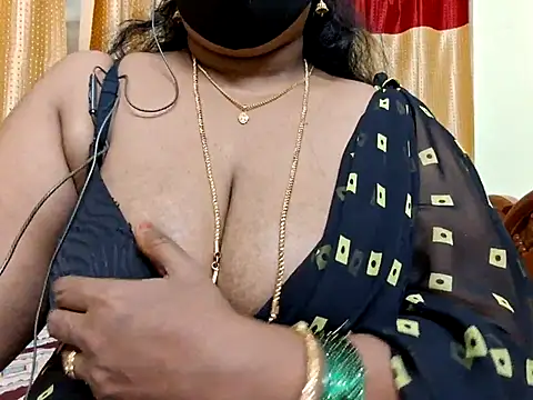 Snapshot of Pallavi-sri chatting on 03/19/25, 07:17 Pallavi-sri online show from 03/19/25, 07:17