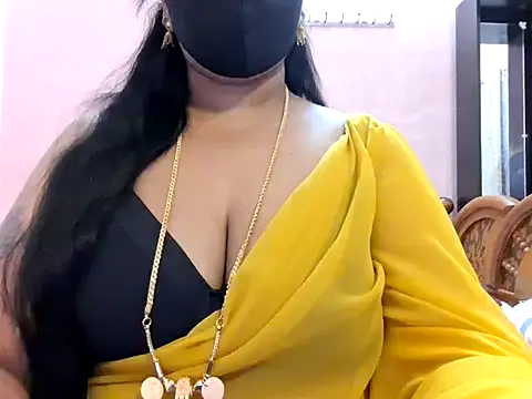 Snapshot of Pallavi-sri chatting on 11/08/25, 03:23 Pallavi-sri online show from 11/08/25, 03:23