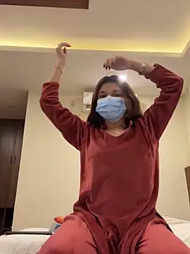 Snapshot of Jen_jennyy1 chatting on 12/22/24, 06:04 Jen jennyy1 online show from 12/22/24, 06:04