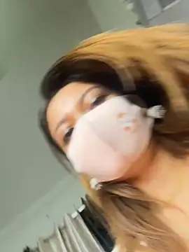 Snapshot of Jen_jennyy1 chatting on 02/22/25, 02:17 Jen jennyy1 online show from 02/22/25, 02:17