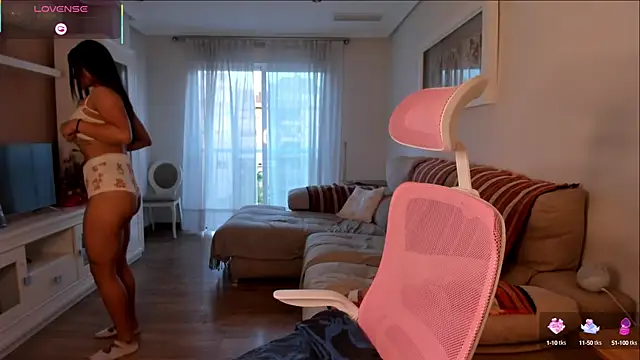 bella apont online show from 09/13/25, 05:46