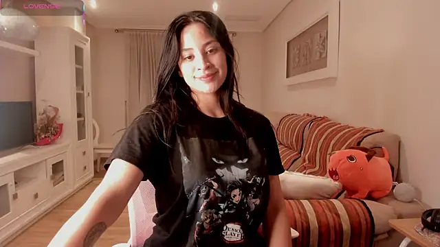 bella apont online show from 10/17/25, 10:34