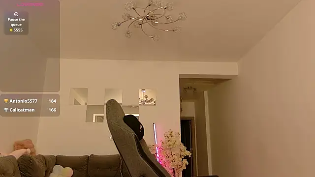 LovelyBianca online show from 05/16/26, 07:45