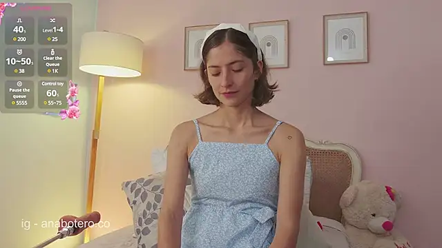 Snapshot of KittyAna chatting on 03/14/25, 07:44 KittyAna online show from 03/14/25, 07:44