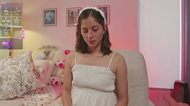 Snapshot of KittyAna chatting on 09/25/25, 07:28 KittyAna online show from 09/25/25, 07:28