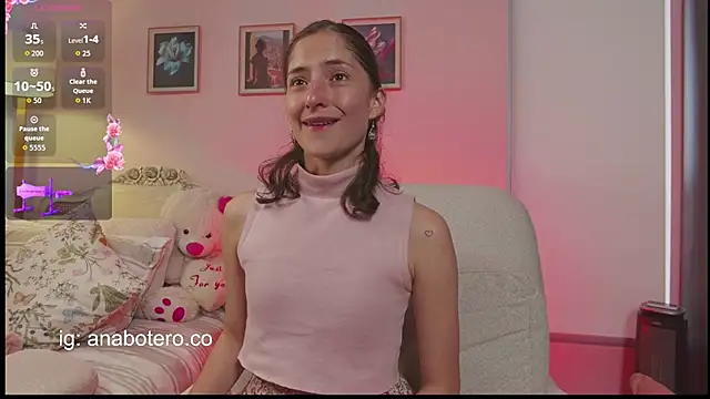 Snapshot of KittyAna chatting on 12/04/25, 07:55 KittyAna online show from 12/04/25, 07:55