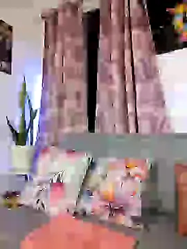 Charlotte Bayron online show from 01/02/25, 11:38