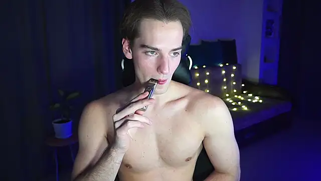 Litmate online show from 11/12/25, 11:03