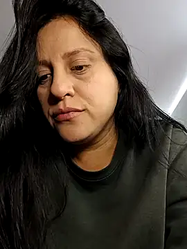 whitegirl0122 online show from 02/18/25, 01:33