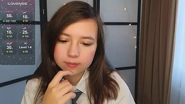 Lina Brownie online show from 10/26/25, 03:23