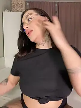 fuckdoll 18 online show from 12/10/24, 02:50