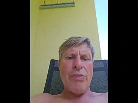 Snapshot of johnnym1 chatting on 05/26/26, 12:23 johnnym1 online show from 05/26/26, 12:23