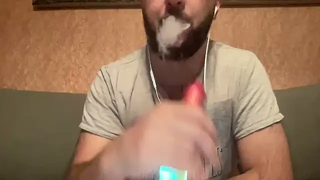 Snapshot of RedDante89 chatting on 12/03/24, 04:39 RedDante89 online show from 12/03/24, 04:39