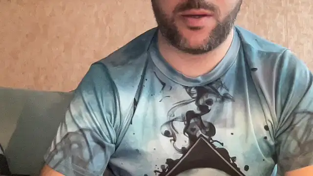 Snapshot of RedDante89 chatting on 03/13/25, 08:59 RedDante89 online show from 03/13/25, 08:59