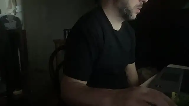 Snapshot of RedDante89 chatting on 03/11/26, 07:03 RedDante89 online show from 03/11/26, 07:03