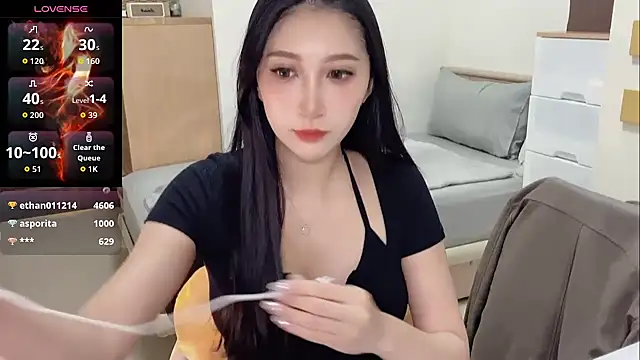 yu5888 online show from 04/26/26, 10:13
