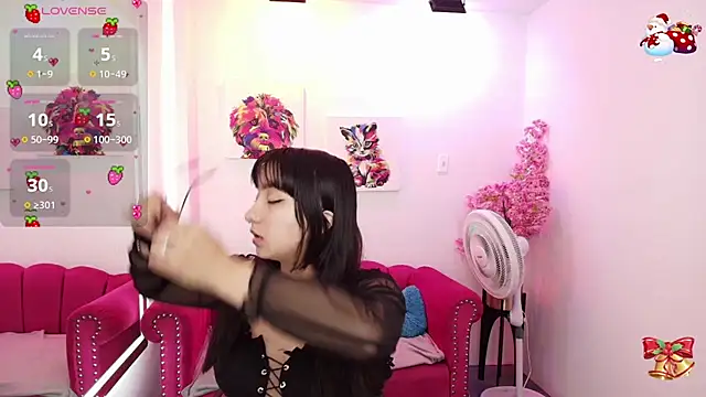 Miss dolly  online show from 11/20/25, 12:27