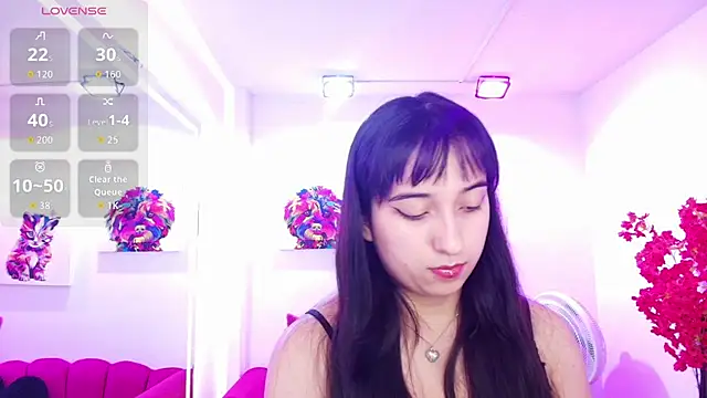 Snapshot of Miss_dolly_ chatting on 06/24/26, 12:37 Miss dolly online show from 06/24/26, 12:37