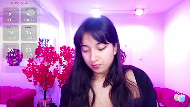 Snapshot of Miss_dolly_ chatting on 07/30/26, 12:48 Miss dolly online show from 07/30/26, 12:48