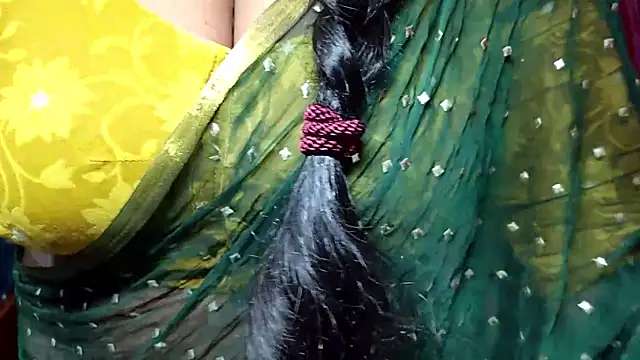 Snapshot of samyukthapuretelugu chatting on 03/08/26, 04:49 samyukthapuretelugu online show from 03/08/26, 04:49