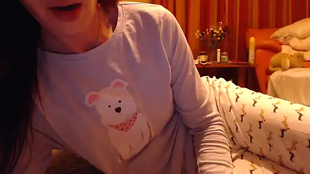 Snapshot of LovelyAndraGirl chatting on 05/16/26, 08:07 LovelyAndraGirl online show from 05/16/26, 08:07