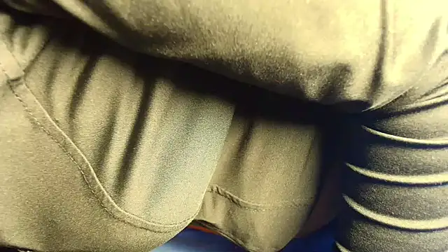 t-NaughtyLicia online show from 10/29/25, 04:15