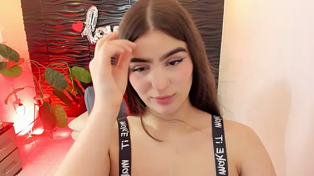 sofia 44 online show from 10/06/25, 01:52