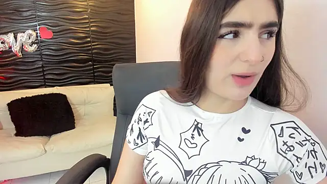 sofia 44 online show from 10/23/25, 12:59