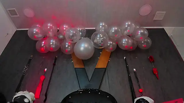 CharlotteScotte online show from 12/19/24, 12:34